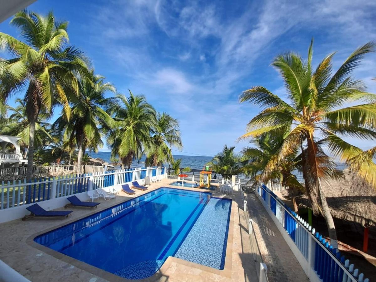 Hotel Playarena Coveñas Exterior foto